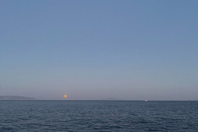 Sunset Tour Around Antiparos | Private Boat Tour - Key Points