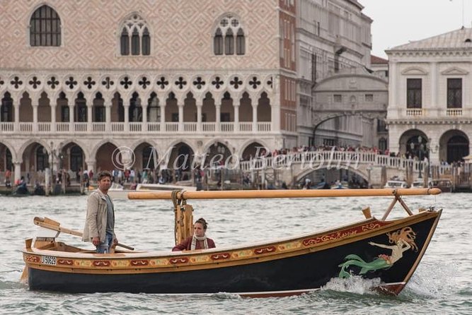 Sunset Traditional Boat Tour With Prosecco - Sustainability and Environmental Impact