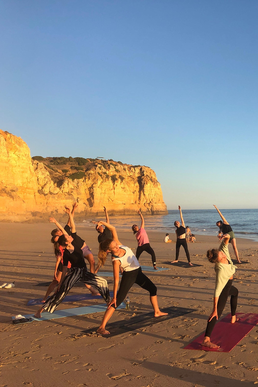 Sunset Yoga at Lagos's beautiful beach by el Sol Lifestyle - Authentic Feedback From Participants