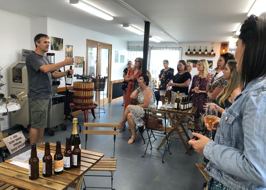 Sunshine Coast: Private Group Wine Tour With Lunch - Experience Highlights