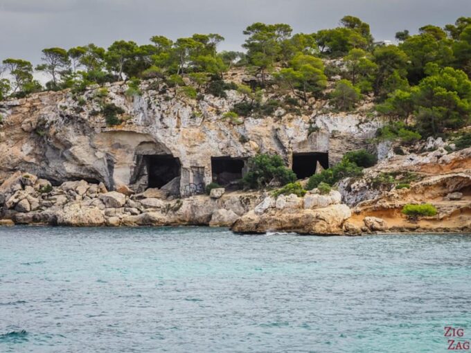 SUP & Snorkel Experience: Beach / Cave of Portal Vells - Booking and Cancellation Policy