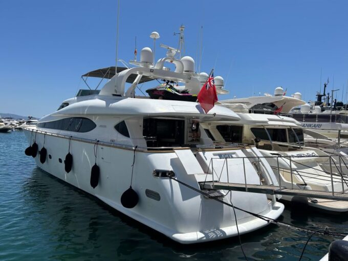 Superyacht 8 Hour Charter:12 Passengers:Drinks and Food Inc. - Sea Toys Availability