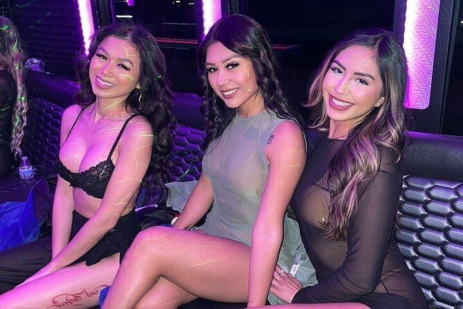 Supreme Club Tours:Miami Hip Hop Club Crawl With Open Bar & Party Bus Experience - Participant Experience