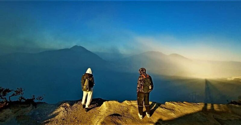 Surabaya: 4 Days 3 Nights Ijen Tumpak Sewu Bromo With Hotel - Transportation and Guides