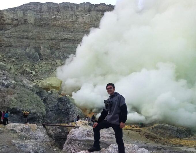 Surabaya: 4 Days 3 Nights Ijen Tumpak Sewu Bromo With Hotel - Cancellation and Reservations