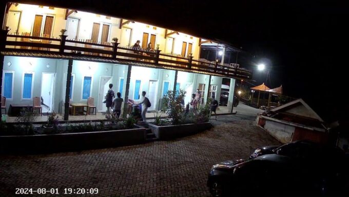 Surabaya: 4D3N Bromo Sewu Ijen Includes Lodge & Airport Pickup - Frequently Asked Questions