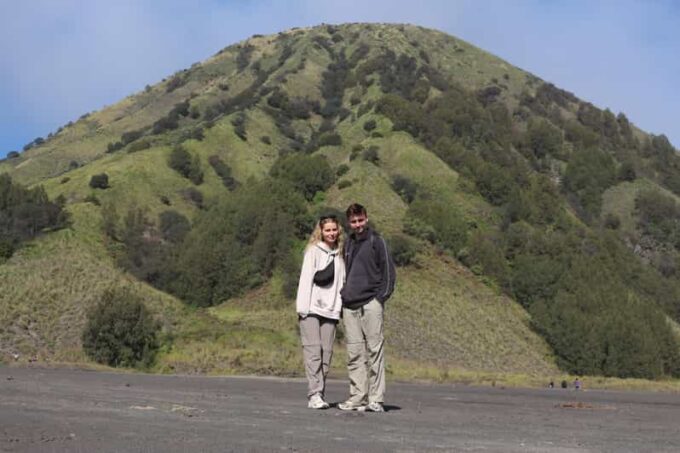 Surabaya: Bromo Sunrise Volcano Tour - Reservation