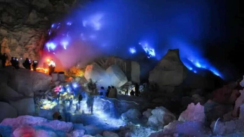 Surabaya/Malang: 3-Day Tumpak Sewu Bromo Ijen Volcano Tour - Day 1: From Malang or Surabaya to Tumpak Sewu and Mount Bromo