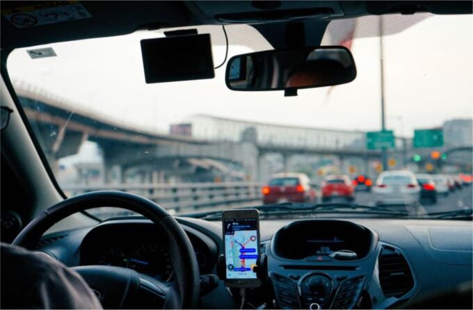 Surabaya & Malang: Private Transfer To The Hotels or Airport - Vehicle and Driver Information