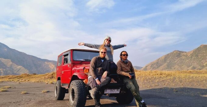 Surabaya: Mount Bromo Sunrise 1-Day Group Tour - Duration and Price