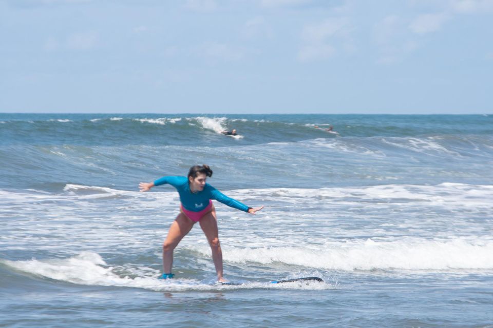 Surf Lesson in Batu Bolong Canggu With Certified Instructor - Learning to Surf