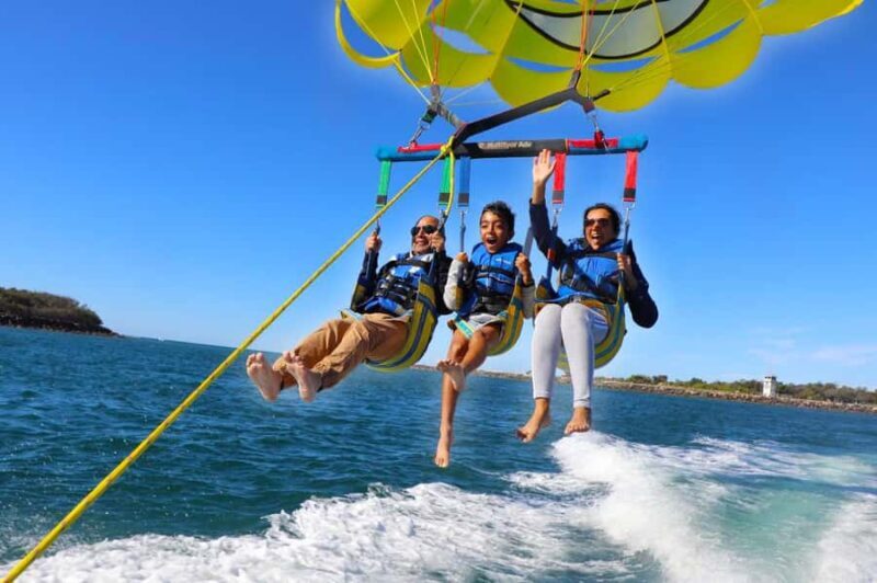 Surfers Paradise: Parasailing and Jet Ski Tour Package - An In-Depth Look at the Tour