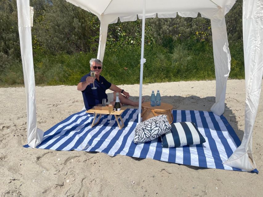Surfers Paradise to Wavebreak Island Pelican Cruise + Picnic - Key Points
