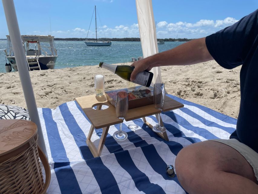 Surfers Paradise to Wavebreak Island Pelican Cruise + Picnic - Itinerary