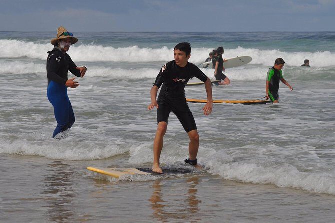 Surfing lessons - Who Will Love This Experience?