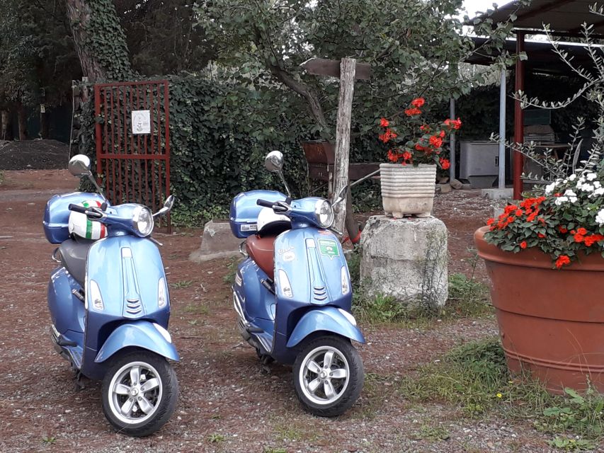Surroundings of Rome by Vespa - Seaside Destinations