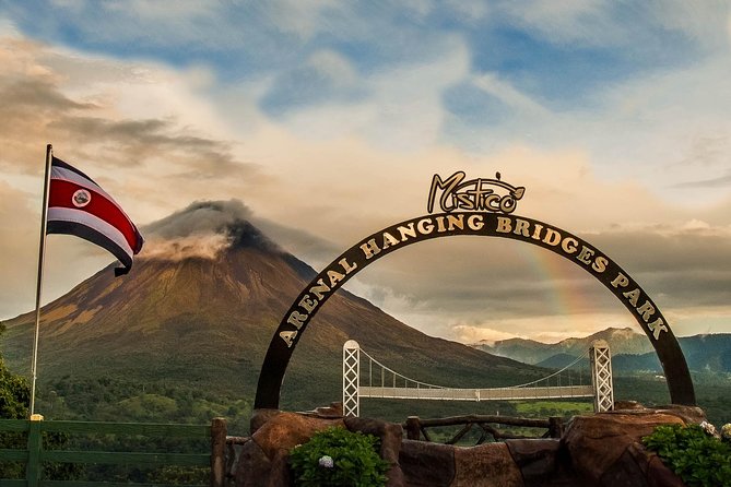 Suspension Bridges, Fortuna Waterfall, Typical Lunch - Activities and Attractions
