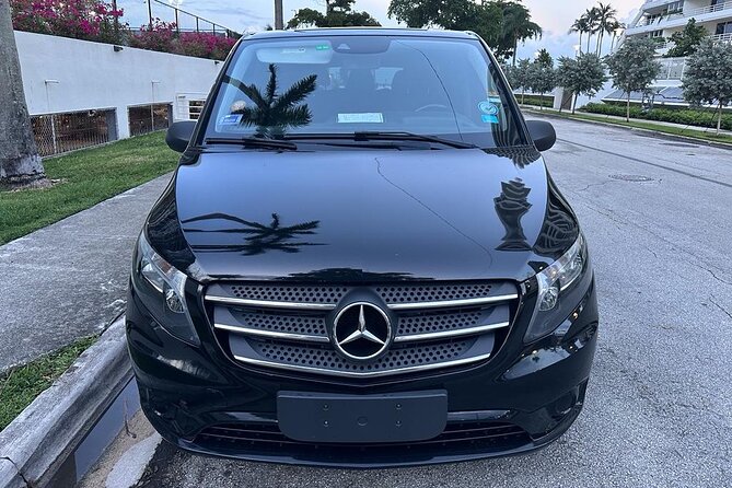 SUV From Miami Airport to Port Miami or Hotel in Miami up to 5pax - Pickup and Meeting Details