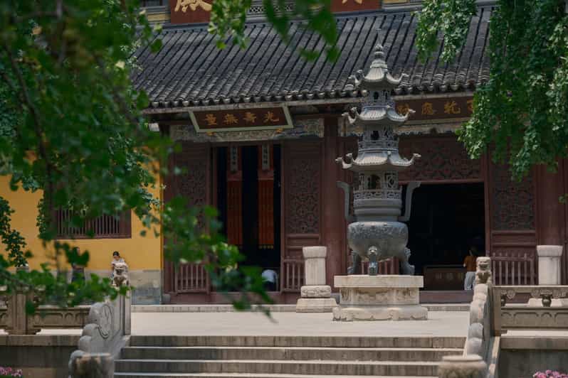 Suzhou: A Day of Elegance and Chinese Jiangnan Beauty - Experience and Activities