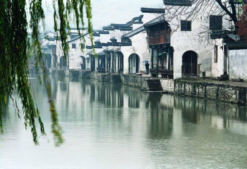 Suzhou: Gardens and Tongli or Zhouzhuang Water Town - Duration and Pricing