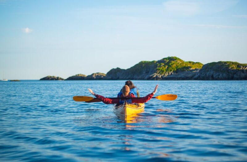 Svolvær: Evening Kayaking Adventure - Customer Reviews