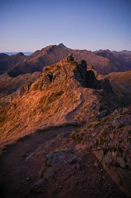 Svolvær: Guided Hike with Snacks - The Experience in Detail: Why It Works