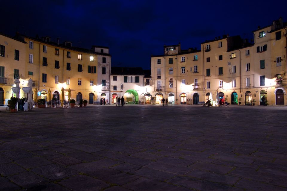 Sweet and Salty Lucca by E-bike - Taste Local Specialties