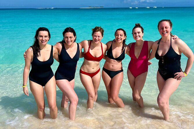 Swimming Pigs and Snorkeling Adventure on Athol Island - The Group Experience and Logistics