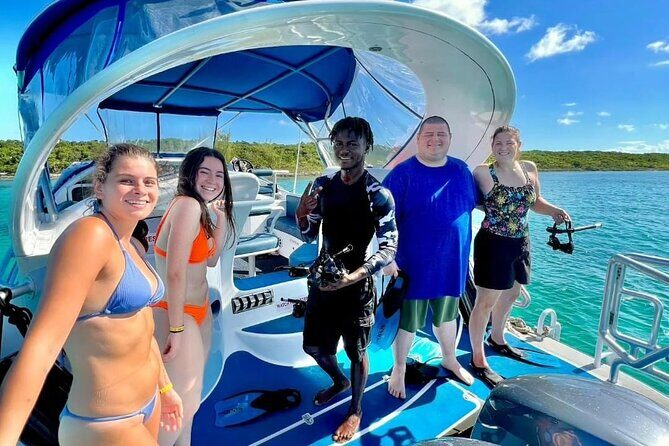 Swimming Pigs and Snorkeling Adventure on Athol Island - The Sum Up