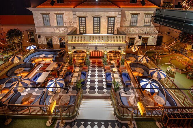 Swingers Indoor Mini Golf at Mandalay Bay - An In-Depth Look at Swingers Indoor Mini Golf