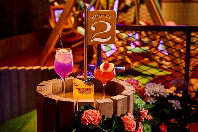 Swingers Indoor Mini Golf at Mandalay Bay - FAQ