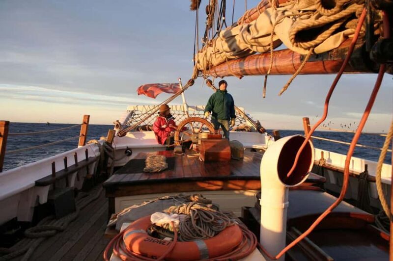 Sydney: Australia Day Tall Ship Cruise with Dinner & Drinks - An Authentic and Festive Way to Celebrate Australia Day