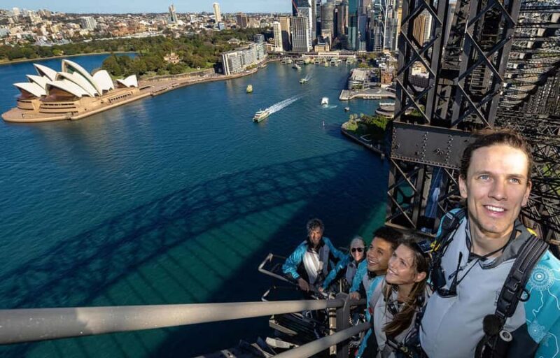 Sydney: BridgeClimb Summit Insider - An In-Depth Look at the Sydney: BridgeClimb Summit Insider