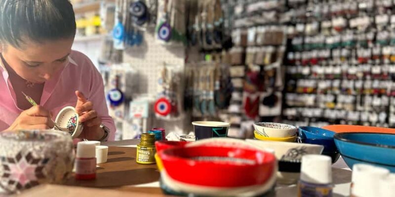 Sydney: Ceramic Plates & Bowls Paint and Sip Classes - Key Points