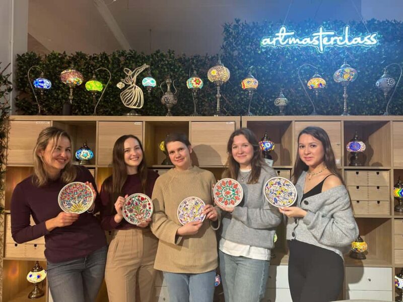 Sydney: Ceramic Plates & Bowls Paint and Sip Classes - FAQs