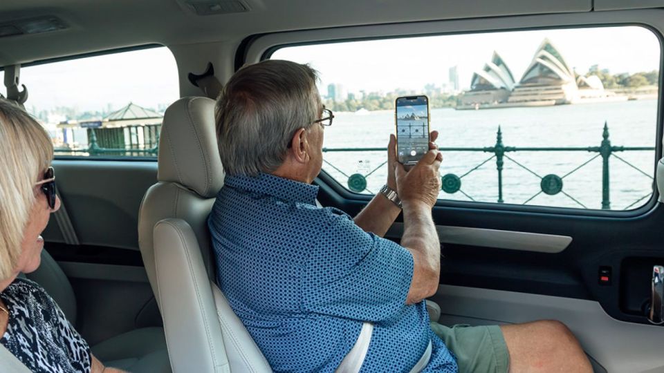 Sydney: City and Bondi Beach Private Luxury Half-Day Tour - Highlights
