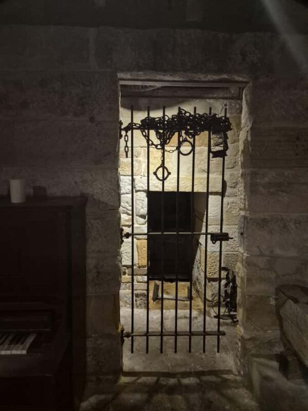 SYDNEY : Ghosts, Grog & The Rocks: Haunted Pubs &Cellar Tour - What Makes This Tour Special?