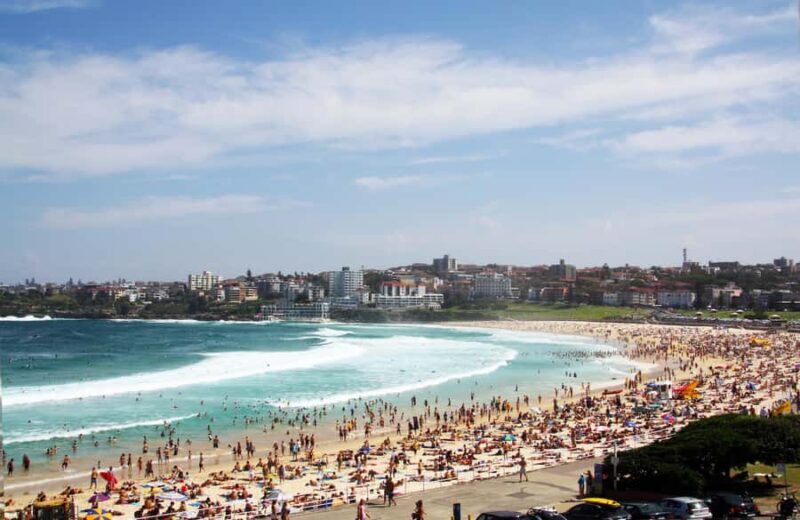 Sydney Half Day private tour: see Opera House, Bondi Beach - Key Points