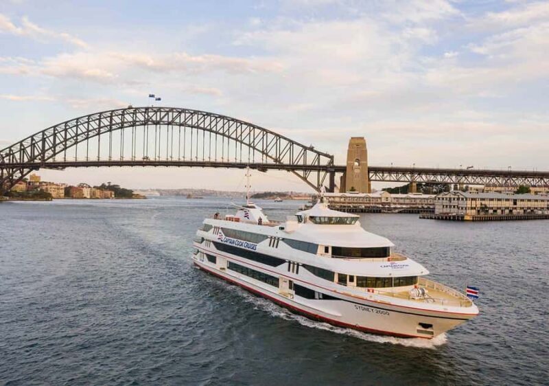 Sydney: Harbour Cruise with Charcuterie Board & Drinks - Key Points