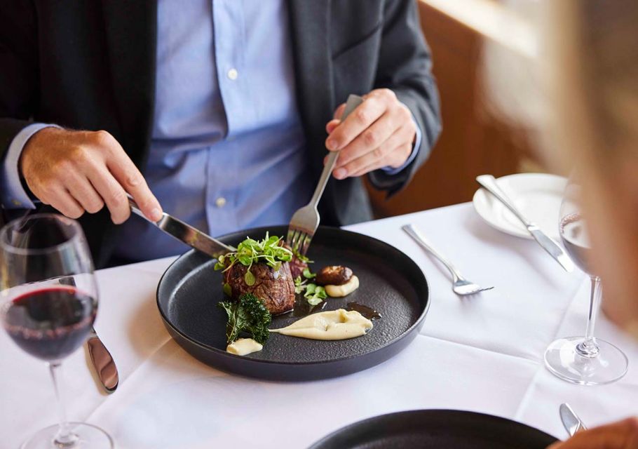 Sydney: Harbour Dinner Cruise With 3, 4 or 6-Course Menu - Live Music and Dining Atmosphere