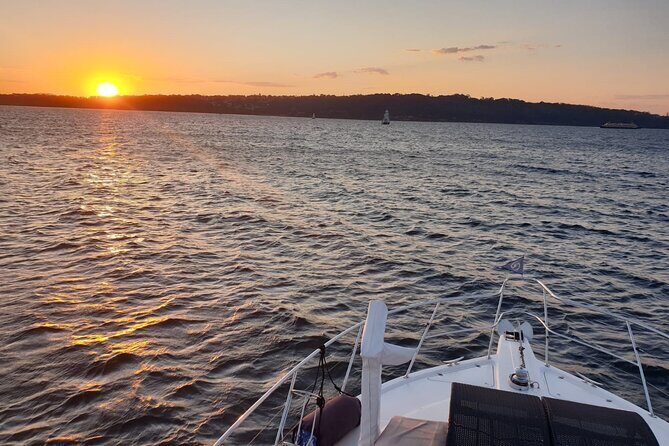 Sydney Harbour Discovery Dinner Cruise Scenic Sights and Buffet - Setting the Scene: What to Expect