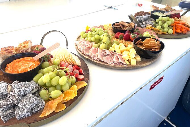 Sydney Harbour Highlights & Aussie Bites Catamaran Cruise - The Reviews Speak Volumes