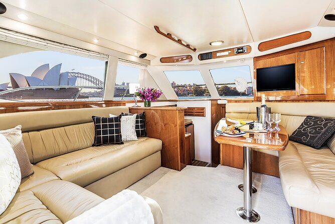 Sydney Harbour Side Restaurant Dinner and Twilight Cruise - FAQ