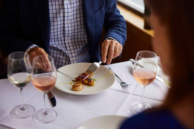 Sydney Harbour Starlight Dinner Cruise from Darling Harbour - Key Points