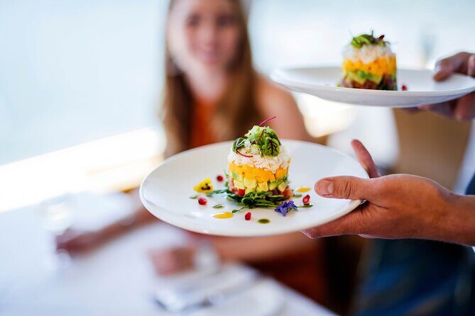 Sydney Harbour View Lunch Cruise from Circular Quay - An In-Depth Look at the Sydney Harbour Lunch Cruise