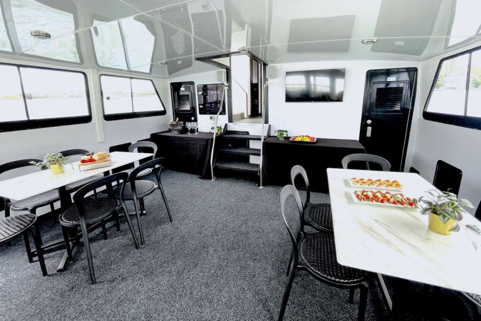 Sydney: Intimate Vivid Harbour Cruise With Canapes - Meeting Point and Important Information