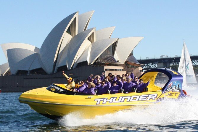 Sydney LED Lit Kayak Tour of the Opera House and Bridge - FAQ