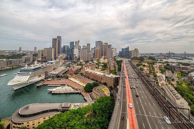 Sydney Port Private Departure Transfer: City Hotel to Cruise Port - Who Should Consider This Service?