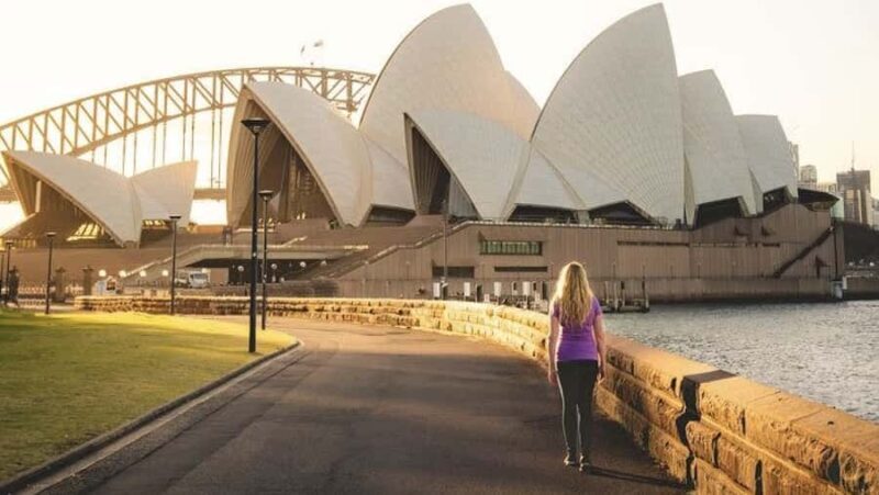 Sydney Private Half Day Tour: Icons, Beaches & History - Analyzing the value and practicalities