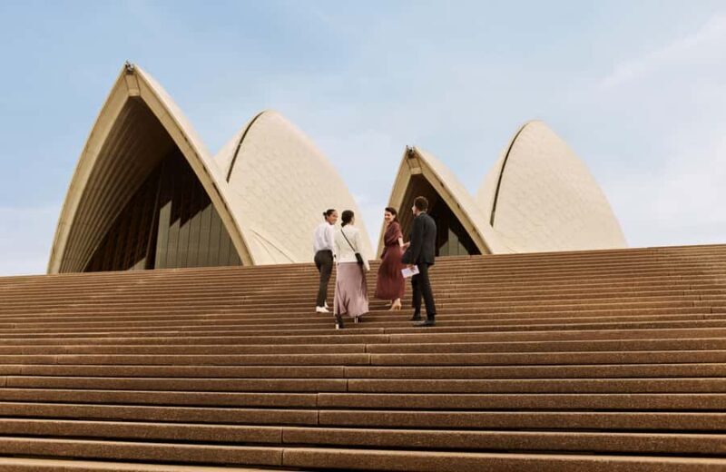 Sydney: Rigoletto at the Sydney Opera House - Sydney: Rigoletto at the Sydney Opera House